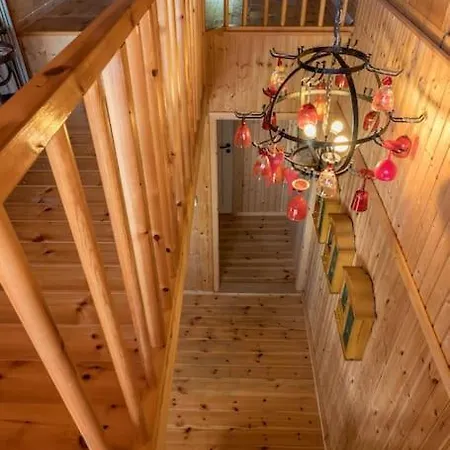 Sharming In Vakantiehuis Sund (Nordland)