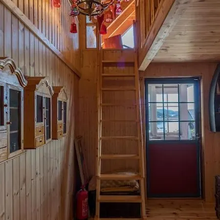 Sharming In Sund (Nordland)